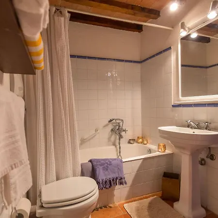 Charming With Swimming Pool Spacious Terrace And Private Garden